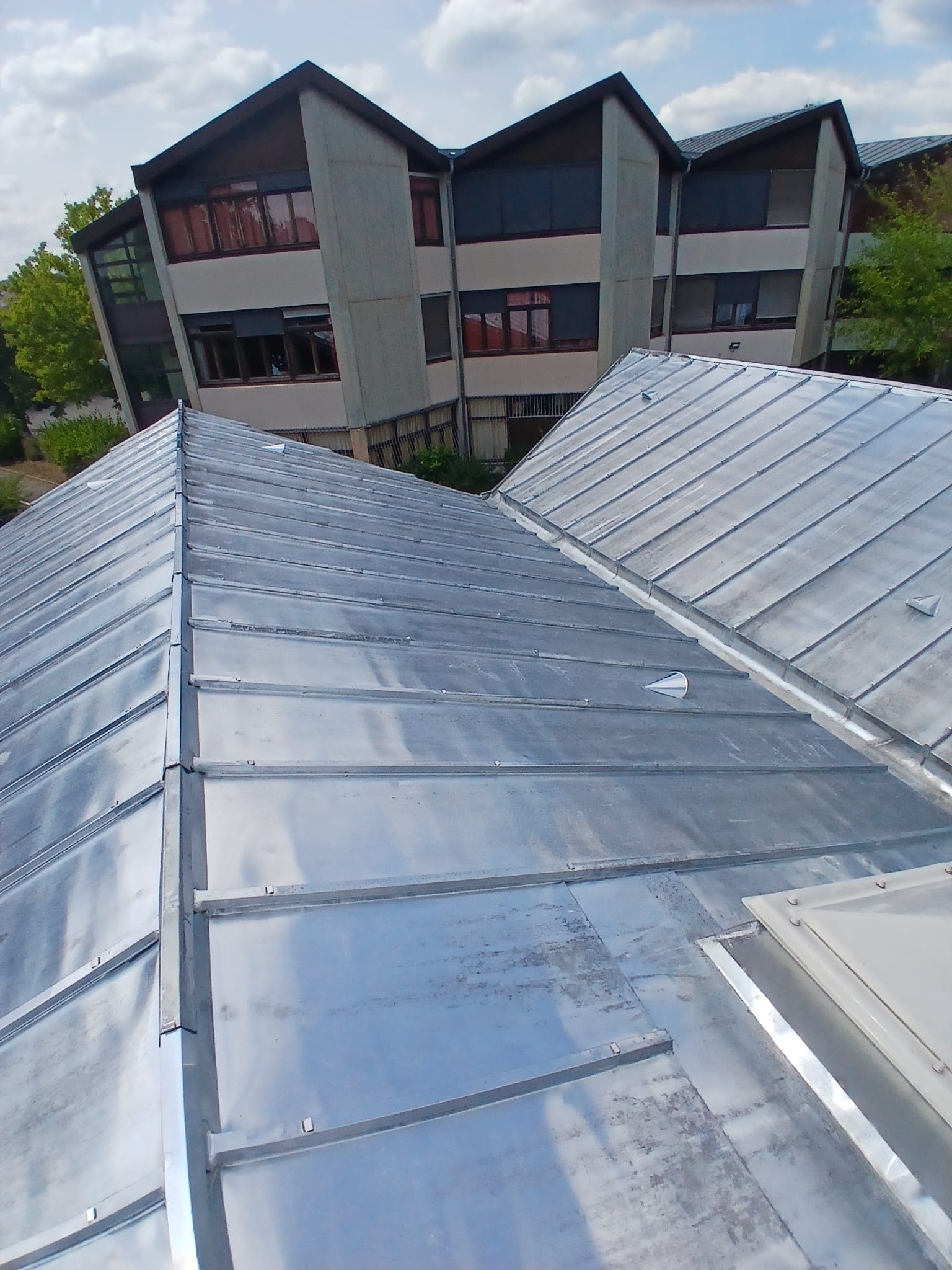 Entretien toiture zinc